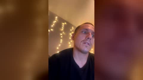 Snapshot of lambo290 chatting on December 16, 11:32 pm lambo290 online show from December 16, 11:32 pm