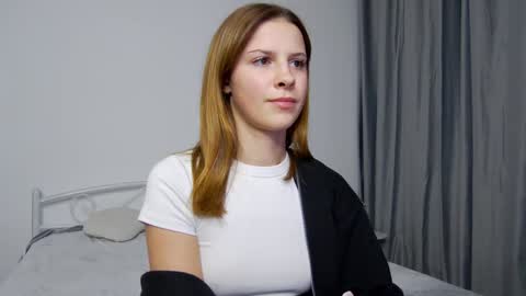 Liana online show from December 10, 12:49 pm