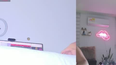 Snapshot of lana__kane_ chatting on May 31, 9:05 am Lana online show from May 31, 9:05 am