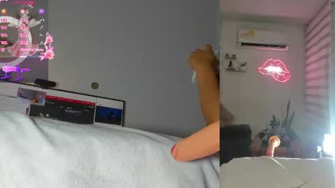 Snapshot of lana__kane_ chatting on June 27, 9:14 am Lana online show from June 27, 9:14 am