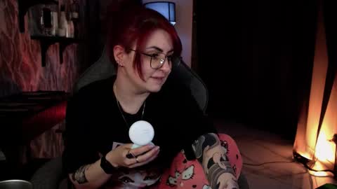 just call me Lana  and her security online show from March 10, 11:37 am