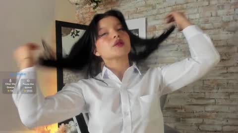  Lana  online show from February 2, 11:51 am