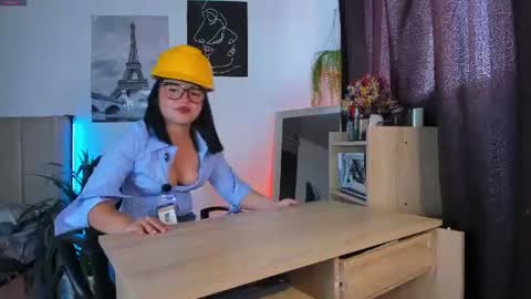 Snapshot of lana_beket_ chatting on June 10, 7:02 pm Lana online show from June 10, 7:02 pm