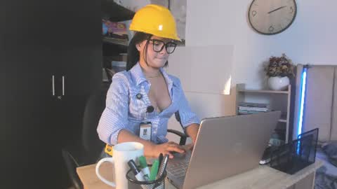 Snapshot of lana_beket_ chatting on July 24, 7:12 pm Lana online show from July 24, 7:12 pm