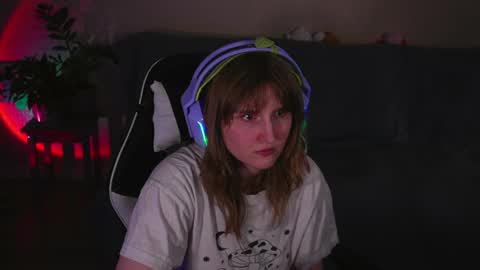 Kay online show from May 4, 6:37 pm