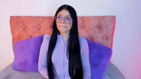 ... .          . ... online show from February 17, 12:05 pm