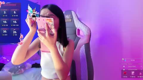 Snapshot of lana_dreams_ chatting on November 21, 11:25 pm Lana online show from November 21, 11:25 pm