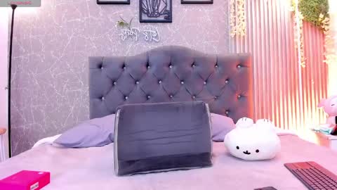 lana_gill online show from May 8, 7:19 pm