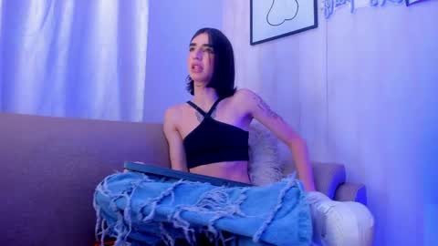 lana_gill online show from May 26, 6:48 pm