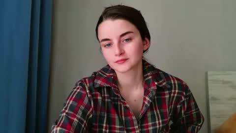 Snapshot of lana_gl chatting on June 9, 6:36 am lana_gl online show from June 9, 6:36 am
