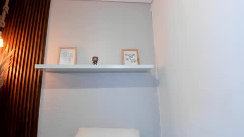 Snapshot of lana_jonnes_ chatting on October 3, 3:03 am Lana igauroraaaaaaaaa 1 online show from October 3, 3:03 am