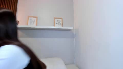 Snapshot of lana_jonnes_ chatting on October 19, 2:01 am Lana igauroraaaaaaaaa 1 online show from October 19, 2:01 am