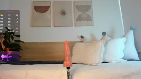 Snapshot of lana_kane_ chatting on December 13, 3:32 pm lana_kane_ online show from December 13, 3:32 pm