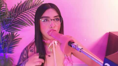 Snapshot of lana_ortega chatting on May 28, 4:54 am LANA online show from May 28, 4:54 am