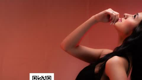 Lana Owens online show from July 29, 11:58 pm