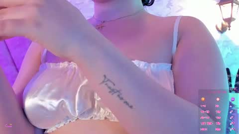 Snapshot of lana_queen13 chatting on June 26, 12:59 am Angel IG online show from June 26, 12:59 am