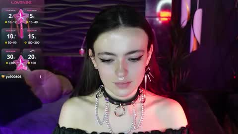 Miss Lana online show from November 17, 8:25 pm