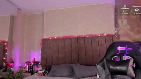 Lana online show from June 9, 3:51 am