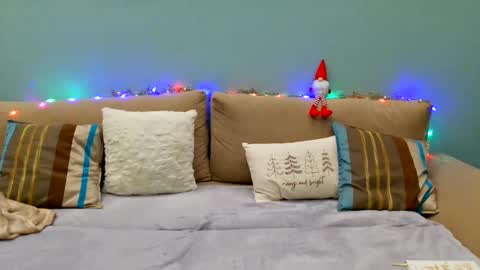 Snapshot of lanaangeldream chatting on December 24, 10:06 pm Lana online show from December 24, 10:06 pm