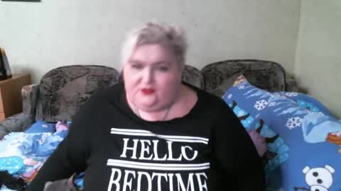 Snapshot of lanacat555 chatting on February 12, 6:19 pm lanacat555 online show from February 12, 6:19 pm