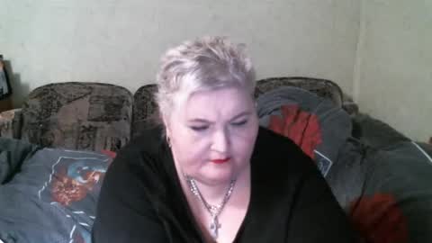 Snapshot of lanacat555 chatting on March 4, 6:07 pm lanacat555 online show from March 4, 6:07 pm