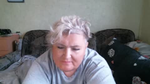 Snapshot of lanacat555 chatting on November 30, 9:57 am lanacat555 online show from November 30, 9:57 am