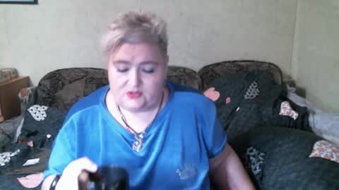 lanacat555 online show from April 7, 9:04 pm
