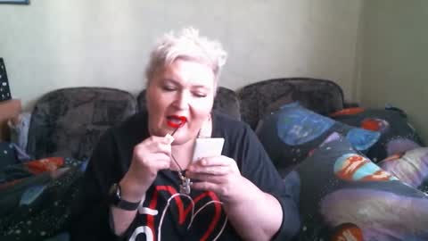 lanacat555 online show from April 30, 7:47 am