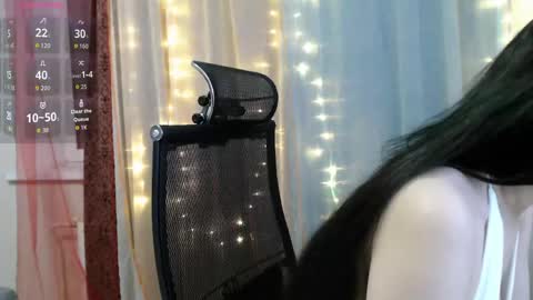 LanaDreamX online show from May 8, 6:46 pm