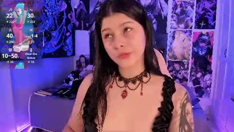 LanaKyutt666 online show from July 24, 4:43 am