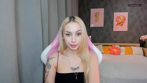 Lana online show from February 25, 3:16 am