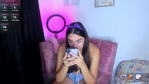 lanasin_ online show from February 8, 10:13 pm