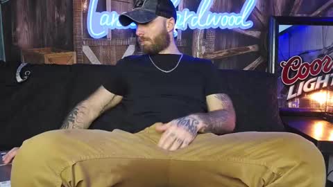 Snapshot of lancehardwood222 chatting on March 2, 1:58 am LANCE online show from March 2, 1:58 am