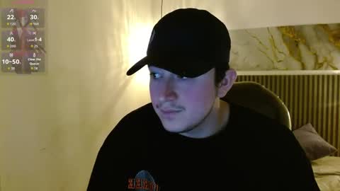 Snapshot of lancelot_19 chatting on October 25, 5:15 am Lancelot V. online show from October 25, 5:15 am