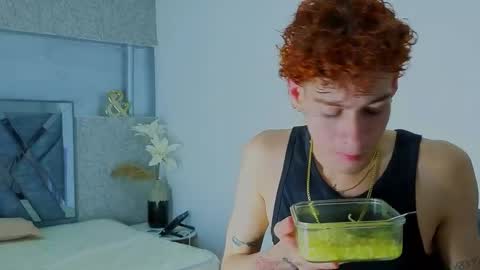 lancelot_grey online show from May 31, 9:49 pm