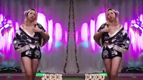 Snapshot of lankwaifong_cindy chatting on July 16, 3:12 am lankwaifong_cindy online show from July 16, 3:12 am