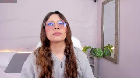 Lanna online show from April 16, 11:33 am