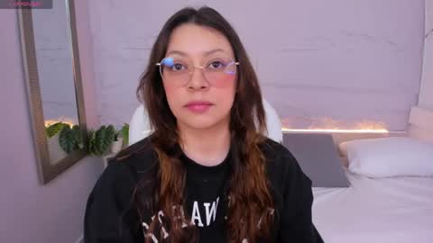 Snapshot of lanna_18_ chatting on June 3, 11:46 am Lanna online show from June 3, 11:46 am