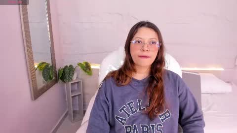 Snapshot of lanna_18_ chatting on June 20, 11:46 am Lanna online show from June 20, 11:46 am