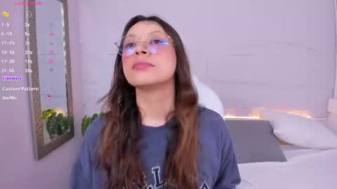 Snapshot of lanna_18_ chatting on June 25, 11:37 am Lanna online show from June 25, 11:37 am