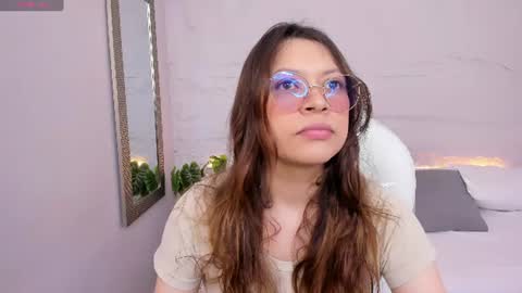 Snapshot of lanna_18_ chatting on July 13, 1:14 pm Lanna online show from July 13, 1:14 pm