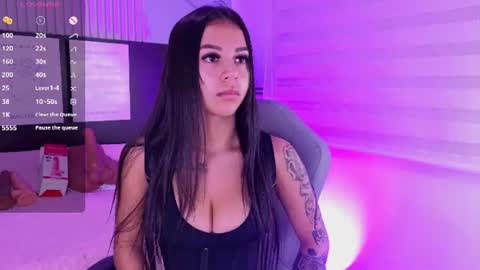 lanna_as online show from June 20, 4:04 am