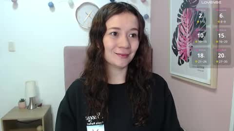 Lanna online show from February 17, 1:51 pm