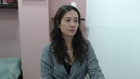 Snapshot of lanna_mills chatting on May 5, 1:08 pm Lanna online show from May 5, 1:08 pm