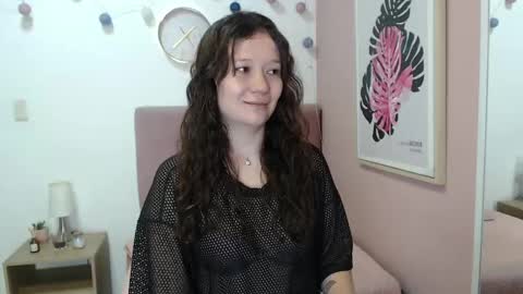 Snapshot of lanna_mills chatting on May 13, 1:08 pm Lanna online show from May 13, 1:08 pm