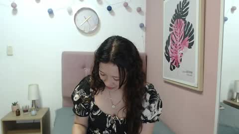 Snapshot of lanna_mills chatting on May 29, 1:09 pm Lanna online show from May 29, 1:09 pm