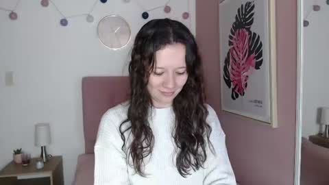 Snapshot of lanna_mills chatting on June 9, 1:01 pm Lanna online show from June 9, 1:01 pm