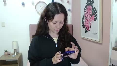 Snapshot of lanna_mills chatting on June 10, 1:21 pm Lanna online show from June 10, 1:21 pm