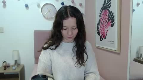 Snapshot of lanna_mills chatting on June 12, 1:32 pm Lanna online show from June 12, 1:32 pm