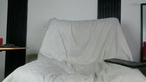 la paisita  online show from April 23, 7:20 am